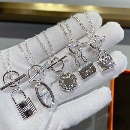 [Zalyn]CONSTANCE PEDANT SILVER NECKLACE
