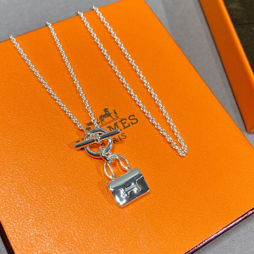 [Zalyn]CONSTANCE PEDANT SILVER NECKLACE