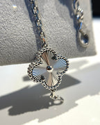 [Zalyn Jewelry ] CLOVER 5 MOTIF LASER BRACELET COLLECTION