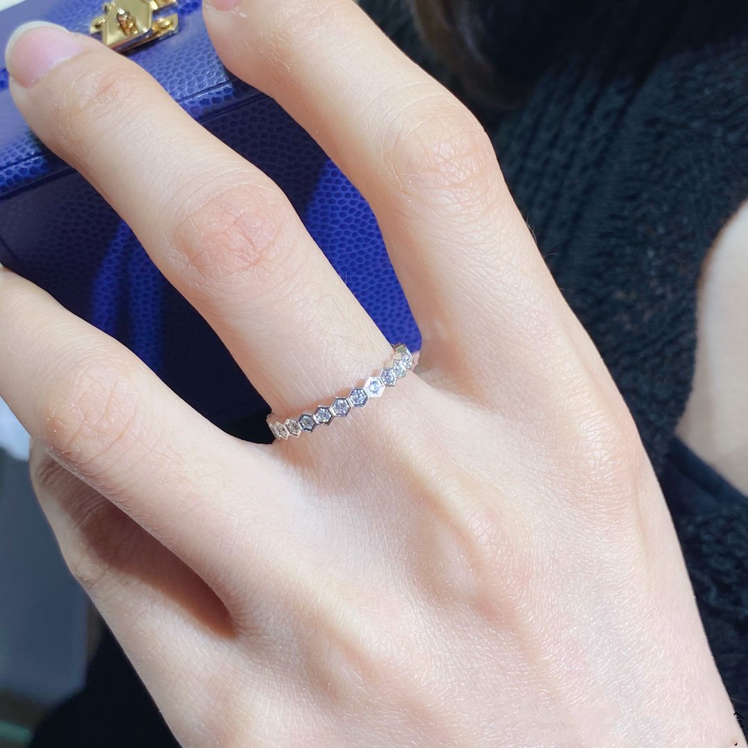 [Zalyn]BEE LOVE DIAMOND PAVED SMALL RING