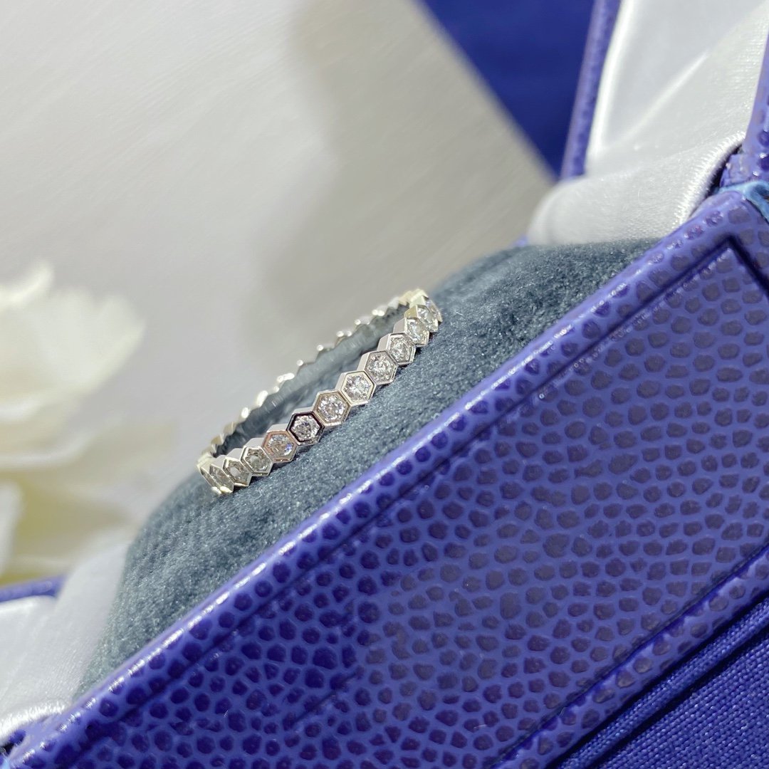 [Zalyn]BEE LOVE DIAMOND PAVED SMALL RING