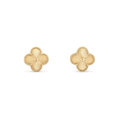 [Zalyn Jewelry ]CLOVER MINI 9.5MM LASER EARRINGS