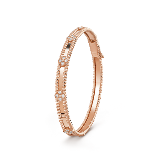 [Zalyn Jewelry ]CLOVER BRACELET 4MM DIAMONDS