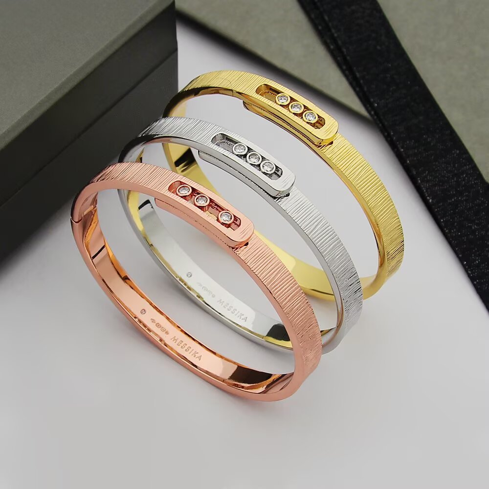 [Zalyn]MOVE NOA CISELÉ BANGLE BRACELET