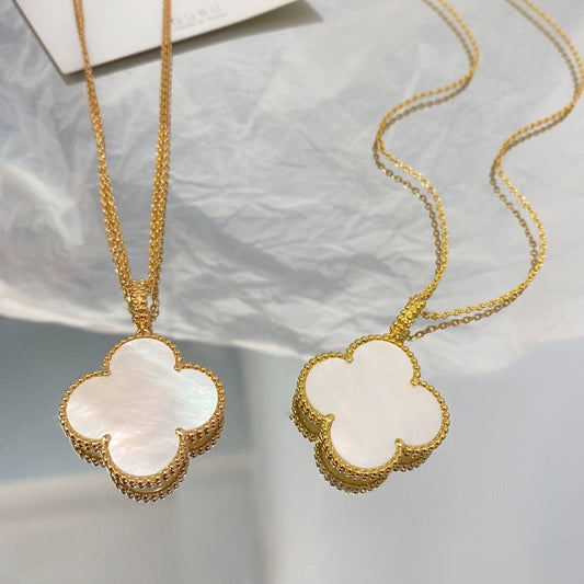 [Zalyn Jewelry ]CLOVER 25MM MOP LARGE PENDANT NECKLACE