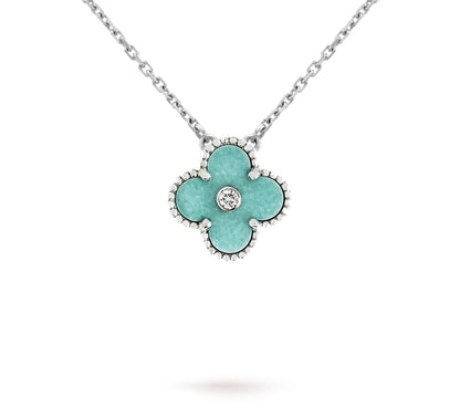 [Zalyn]LIMITED EDITION CHRISTMAS CLOVER FLOWER NECKLACE - 15MM ANNUAL COLLECTIBLE PENDANT