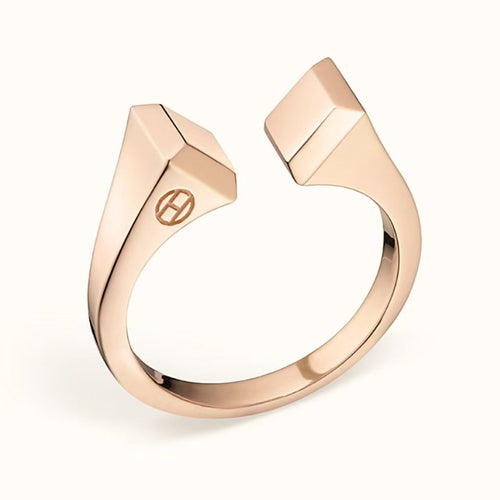 [Zalyn Jewelry]THE CONE RIVET RING IS OPEN AND ONE SIZE FITS ALL
