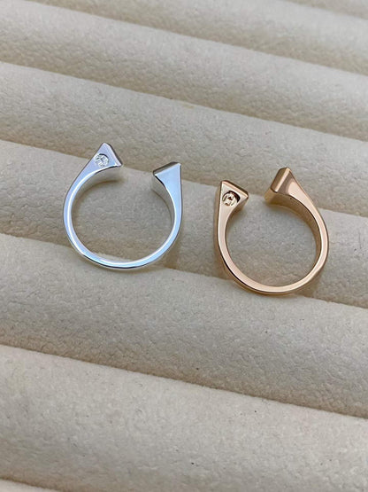 [Zalyn Jewelry]THE CONE RIVET RING IS OPEN AND ONE SIZE FITS ALL