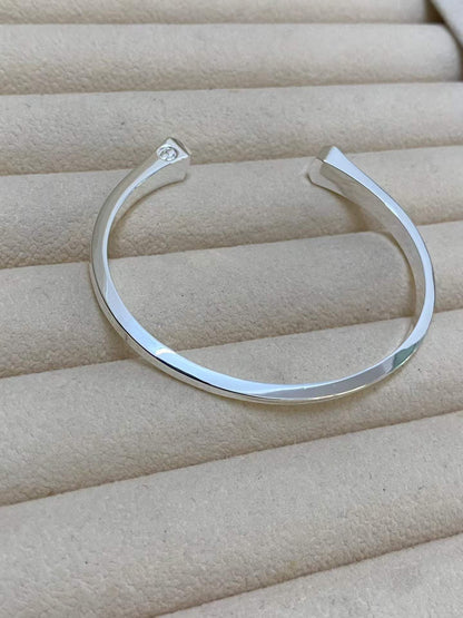 [Zalyn Jewelry]CLOU DE FORGE SQUARE CONE STUDS OPEN CUFF ONE SIZE