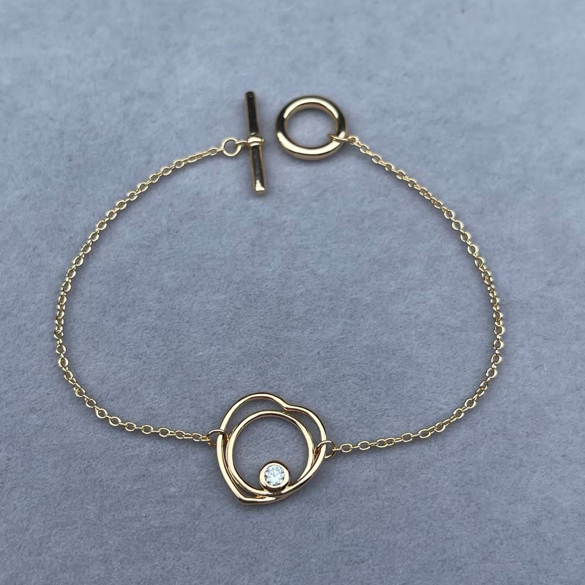[Zalyn Jewelry]HOLLOW HEART SINGLE DIAMOND BRACELET
