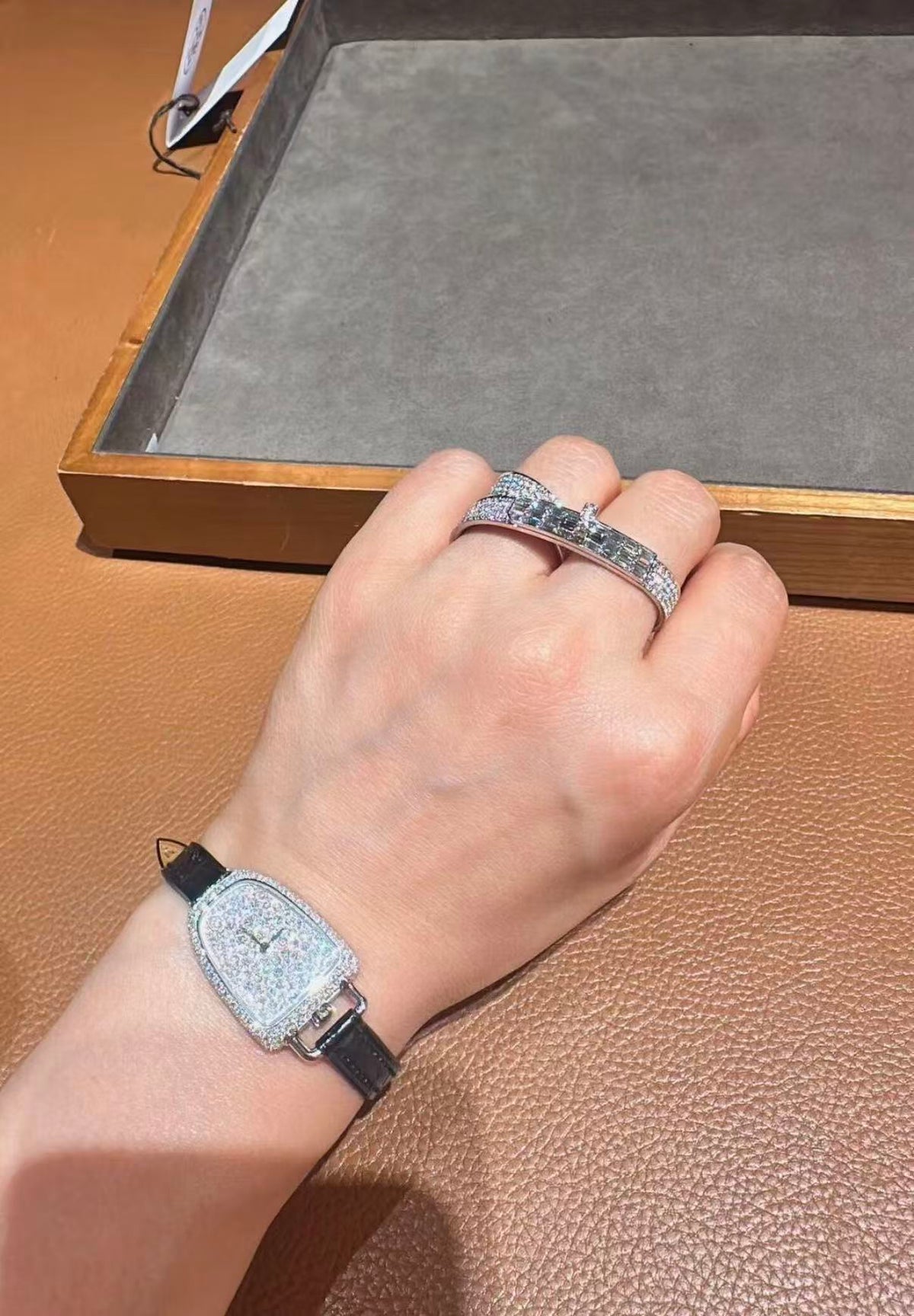 [Zalyn Jewelry]NEW STYLE FULL CIRCLE DOUBLE DIAMOND RING