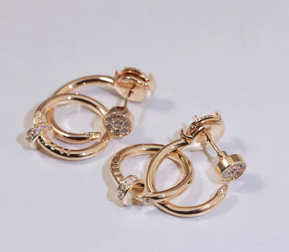 [Zalyn Jewelry]NAIL COLLECTION DIAMOND SET DOUBLE HOOP EARRINGS