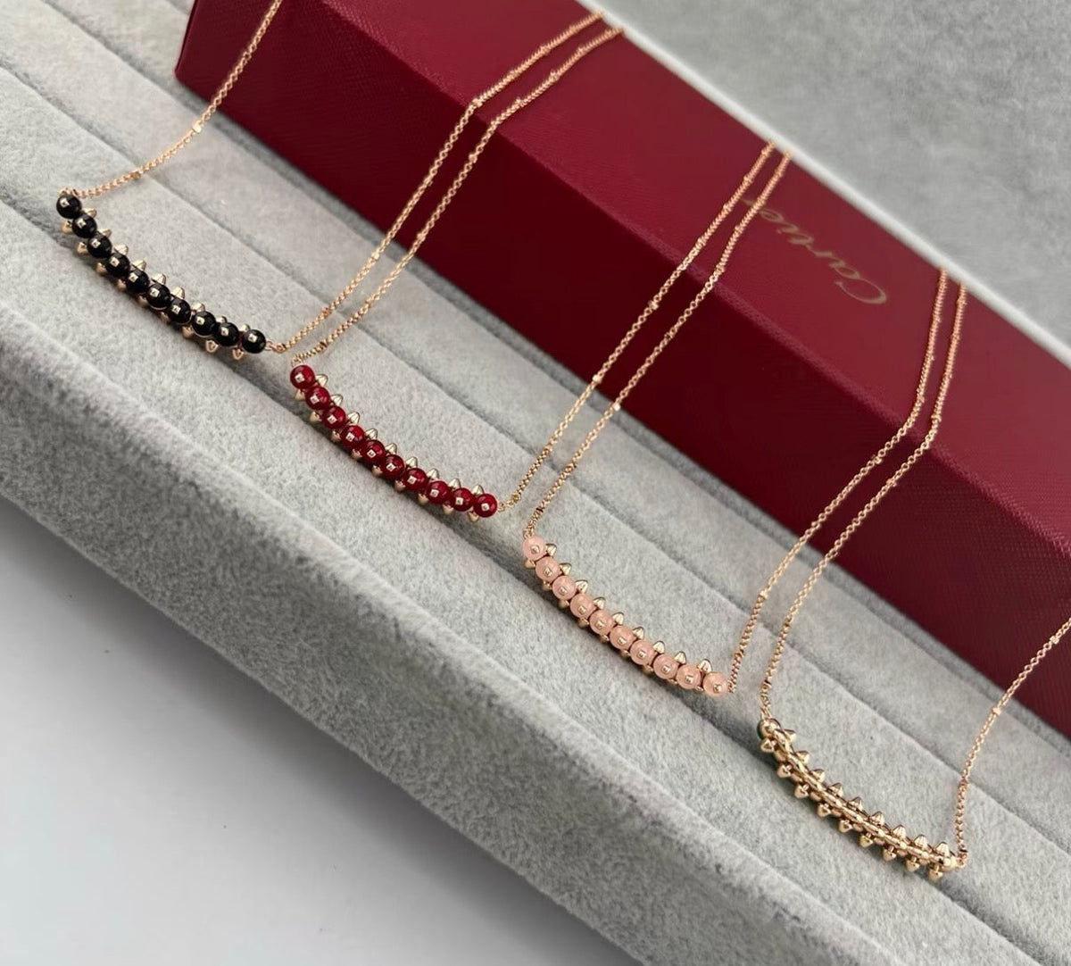 [Zalyn Jewelry]CLASH COLLECTION AGATE CHALCEDONY STUD NECKLACE