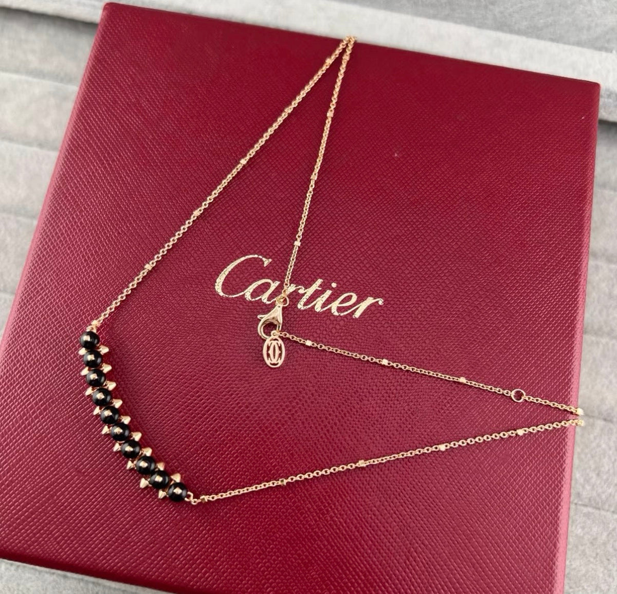 [Zalyn Jewelry]CLASH COLLECTION AGATE CHALCEDONY STUD NECKLACE