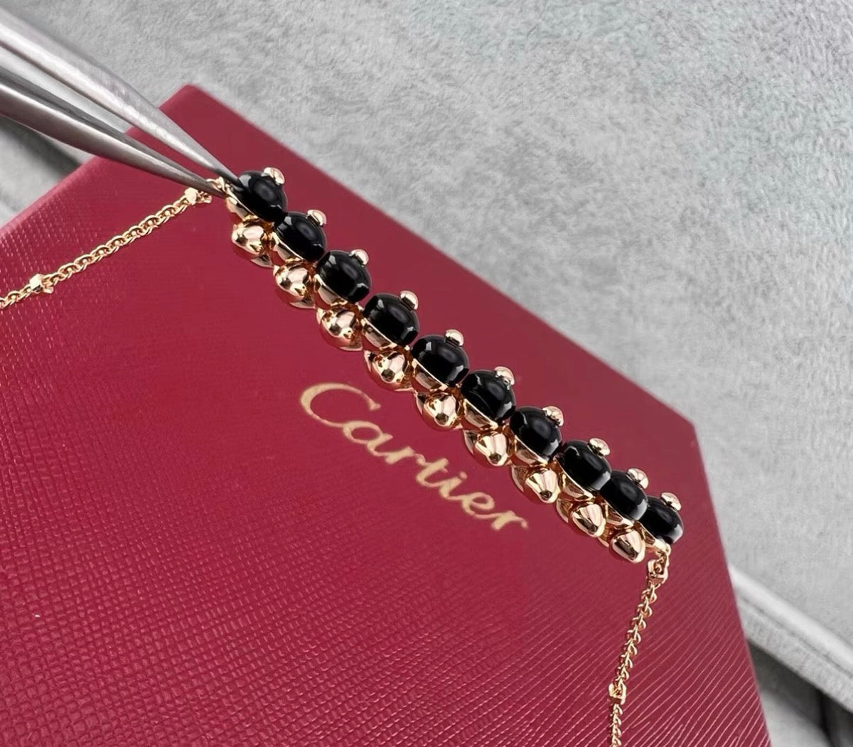 [Zalyn Jewelry]CLASH COLLECTION AGATE CHALCEDONY STUD NECKLACE