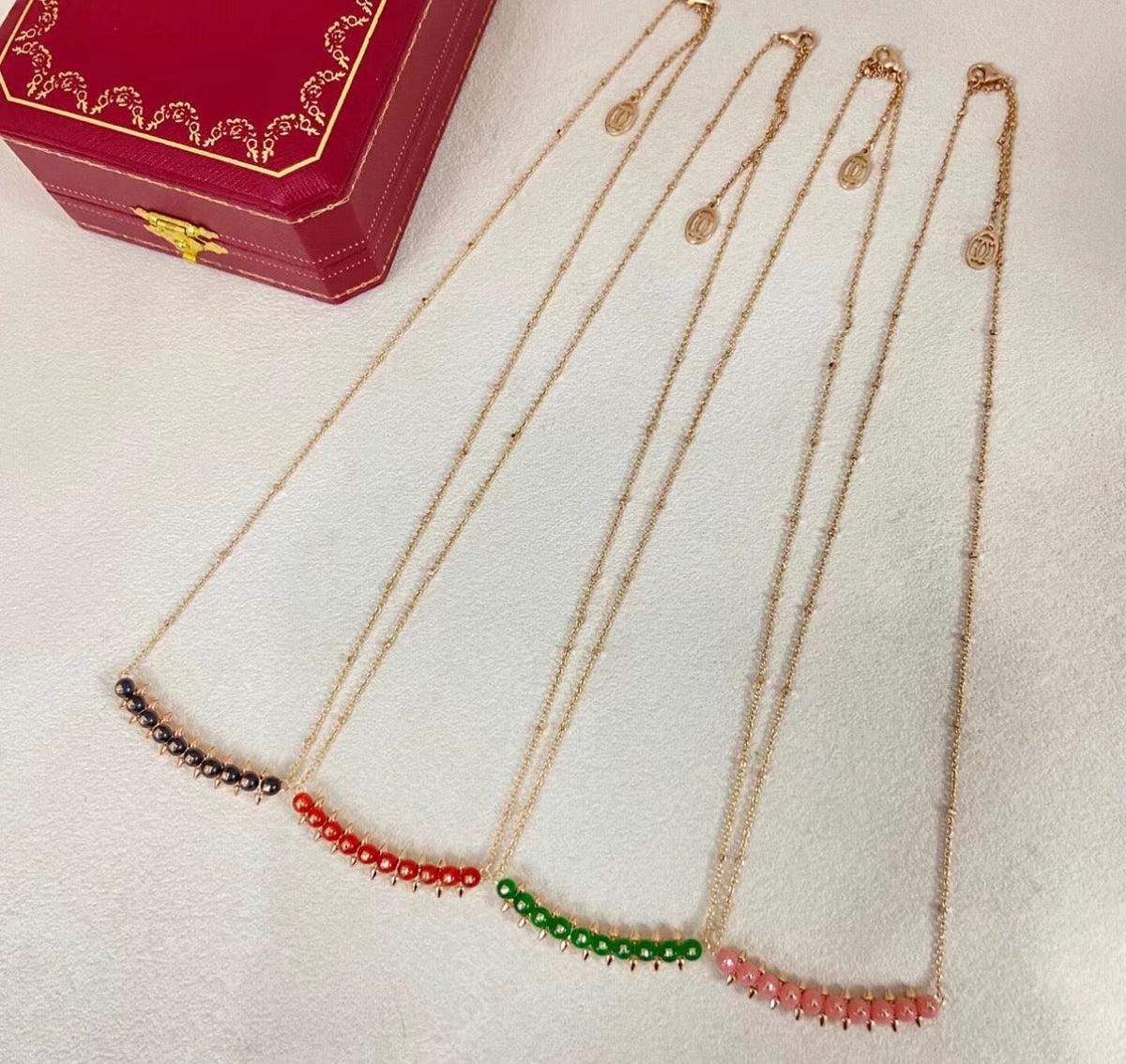 [Zalyn Jewelry]CLASH COLLECTION AGATE CHALCEDONY STUD NECKLACE