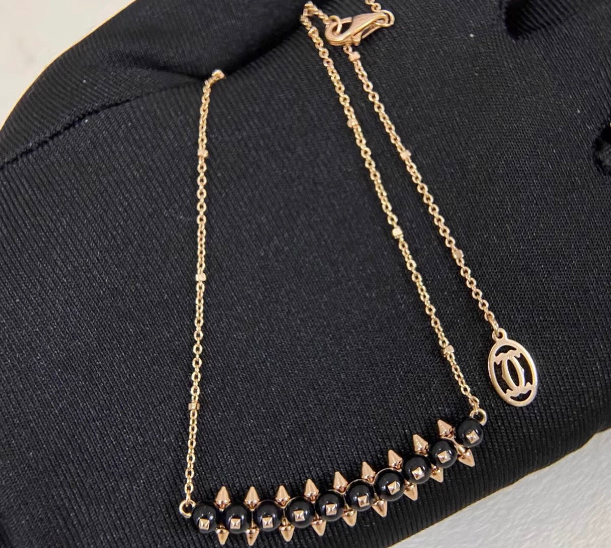 [Zalyn Jewelry]CLASH COLLECTION AGATE CHALCEDONY STUD NECKLACE