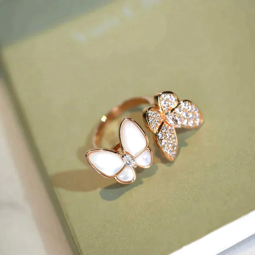 [Zalyn Jewelry ]TWIN BUTTERFLY DIAMOND MOP RING