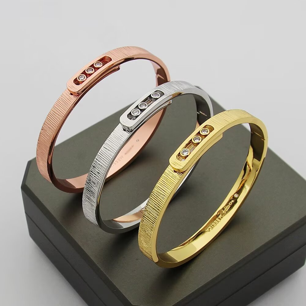 [Zalyn]MOVE NOA CISELÉ BANGLE BRACELET
