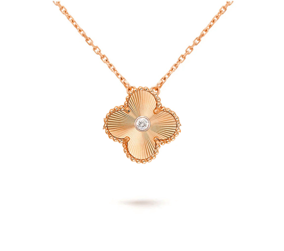 [Zalyn]15MM CLOVER FLOWER DIAMOND PENDANT NECKLACE COLLECTION