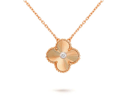 [Zalyn]15MM CLOVER FLOWER DIAMOND PENDANT NECKLACE COLLECTION