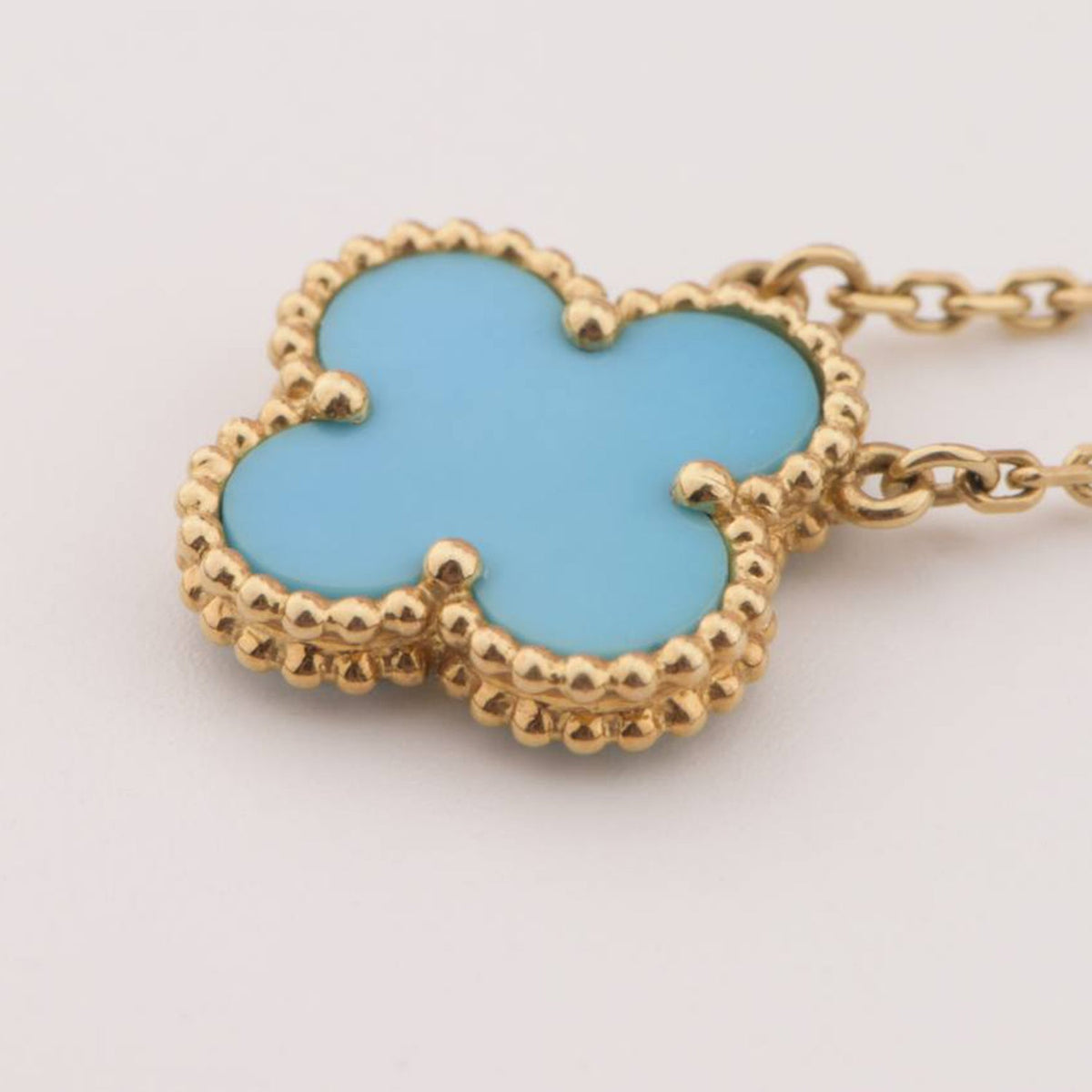 [Zalyn Jewelry ]CLOVER 15MM VINTAGE TURQUOISE NECKLACE