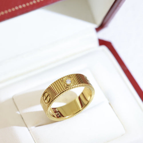 [Zalyn Jewelry]LOVE 6.5MM UNLIMITED 3 DIAMONDS RING