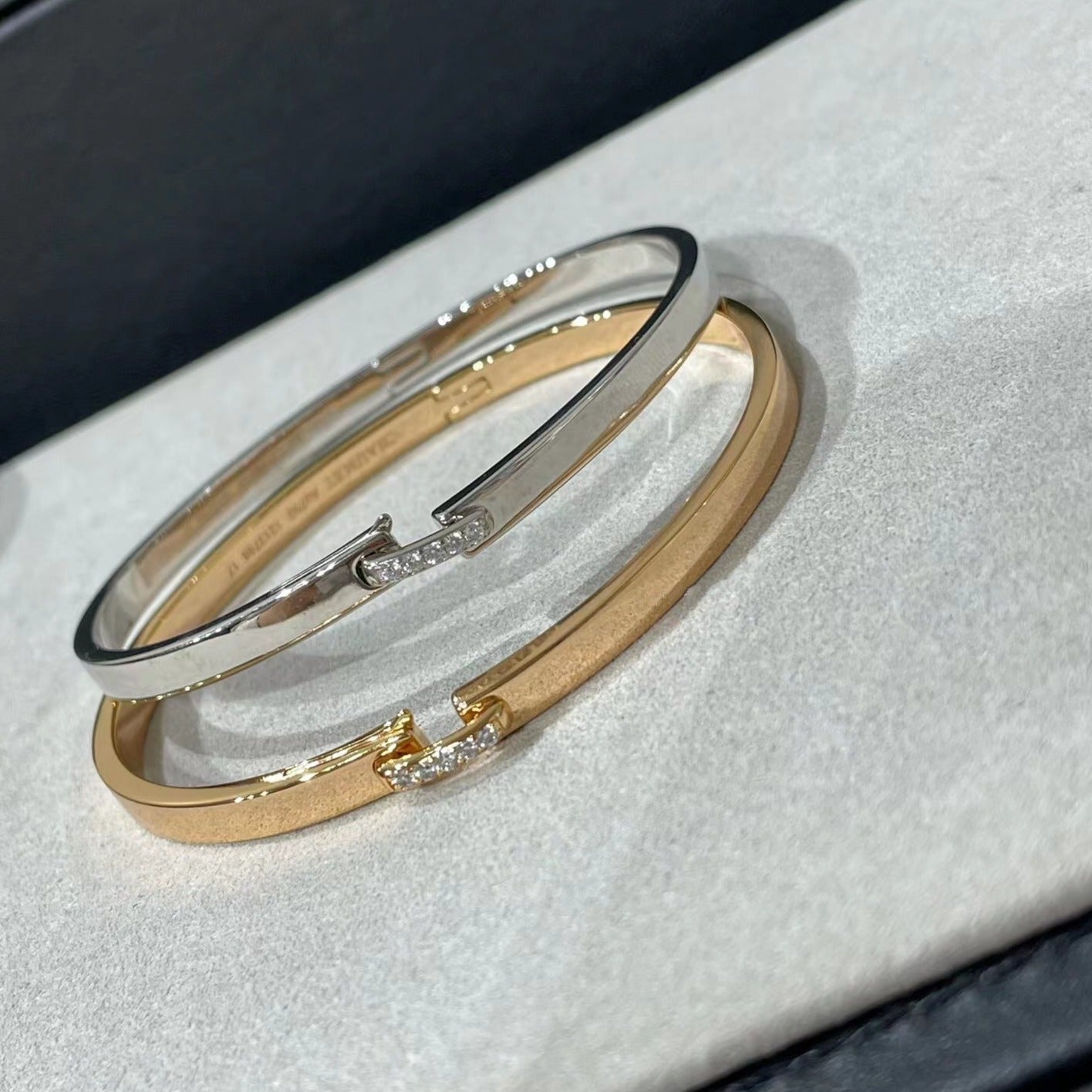 [Zalyn]LIENS EVIDENCE DIAMOND BRACELET