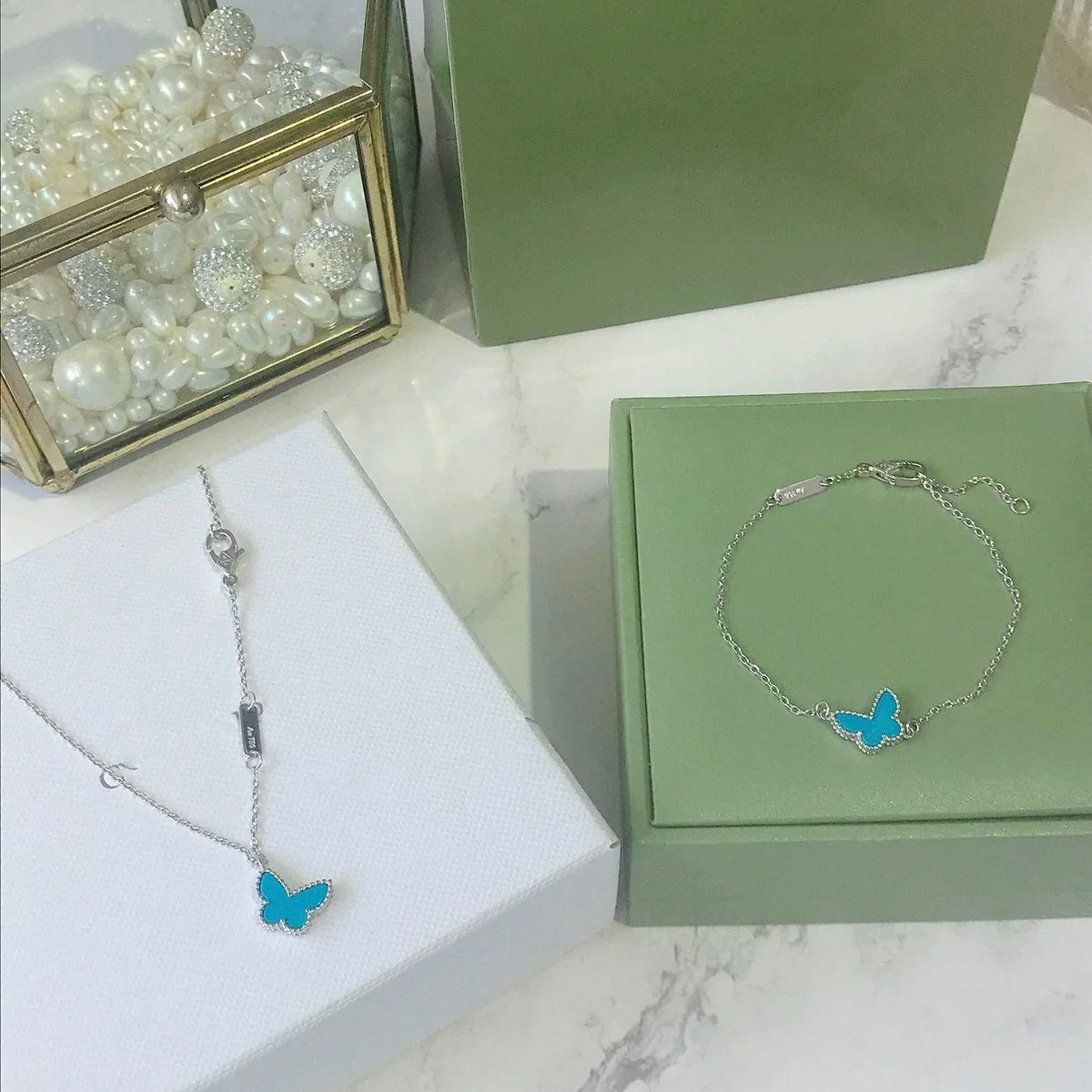 [Zalyn Jewelry ]BUTTERFLY TURQUOISE BUTTERFLY BRACELET SILVER