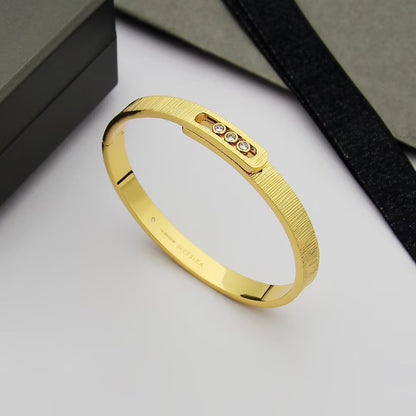 [Zalyn]MOVE NOA CISELÉ BANGLE BRACELET