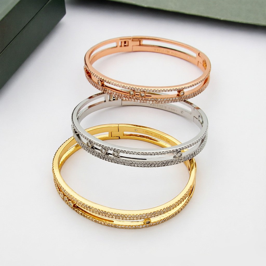 [Zalyn]MOVE ROMANE PAVÉ DIAMOND BANGLE BRACELET