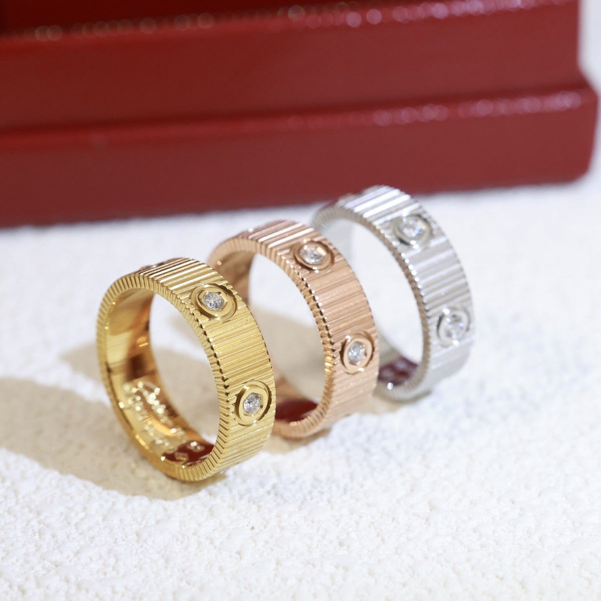 [Zalyn Jewelry]LOVE 6.5MM UNLIMITED 6 DIAMONDS RING