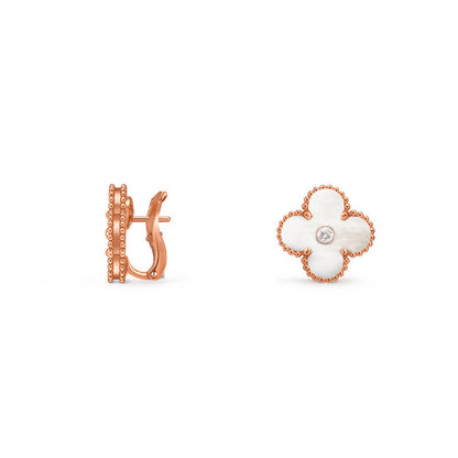 [Zalyn]15MM CLOVER FLOWER STUD EARRINGS DIAMOND-ROSE GOLD COLLECTION