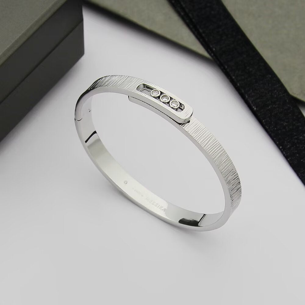 [Zalyn]MOVE NOA CISELÉ BANGLE BRACELET