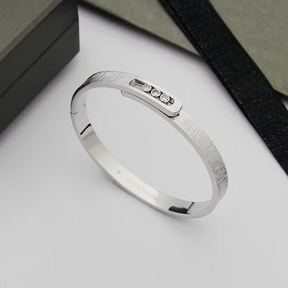 [Zalyn]MOVE NOA CISELÉ BANGLE BRACELET