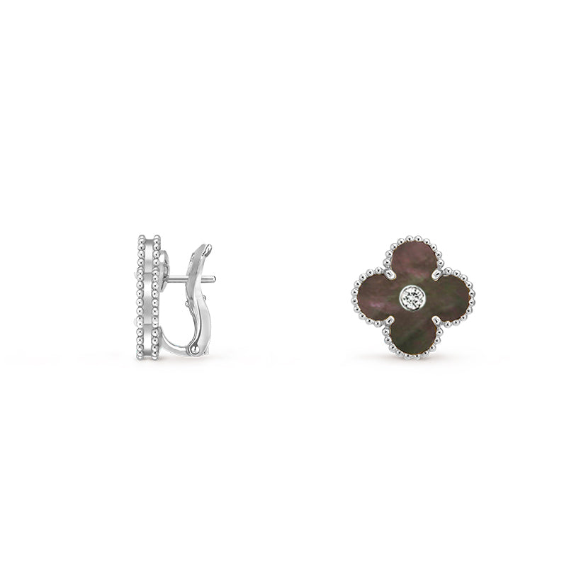 [Zalyn]15MM CLOVER FLOWER STUD EARRINGS DIAMOND-WHITE GOLD COLLECTION