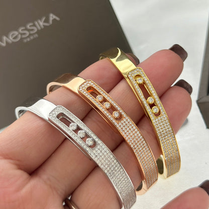 [Zalyn]MOVE NOA PAVÉ DIAMOND BANGLE BRACELET
