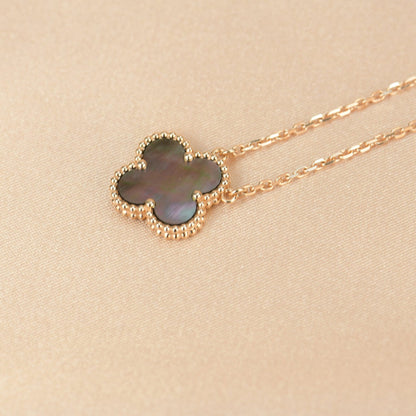 [Zalyn Jewelry ]CLOVER 15MM  GRAY MOTHER OF PEARL NECKLACE