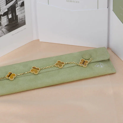 [Zalyn]LUCKY CLOVER 5-MOTIF BRACELET -  TIGER’S EYE COLLECTION