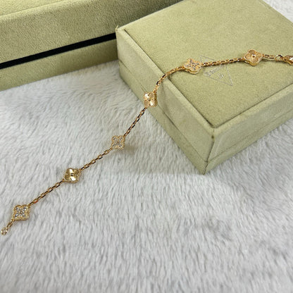 [Zalyn Jewelry ]CLOVER 6 MOTIF DIAMOND LASER BRACELET