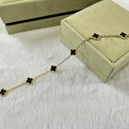 [Zalyn Jewelry ]CLOVER 6 MOTIF  ONYXS BRACELET