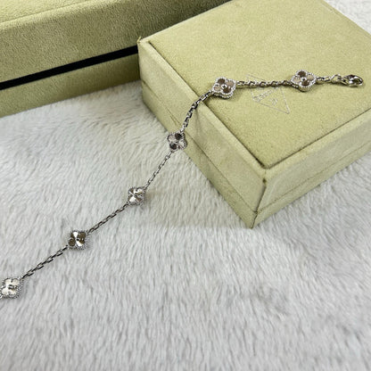 [Zalyn Jewelry ]CLOVER 6 MOTIF DIAMOND BRACELET