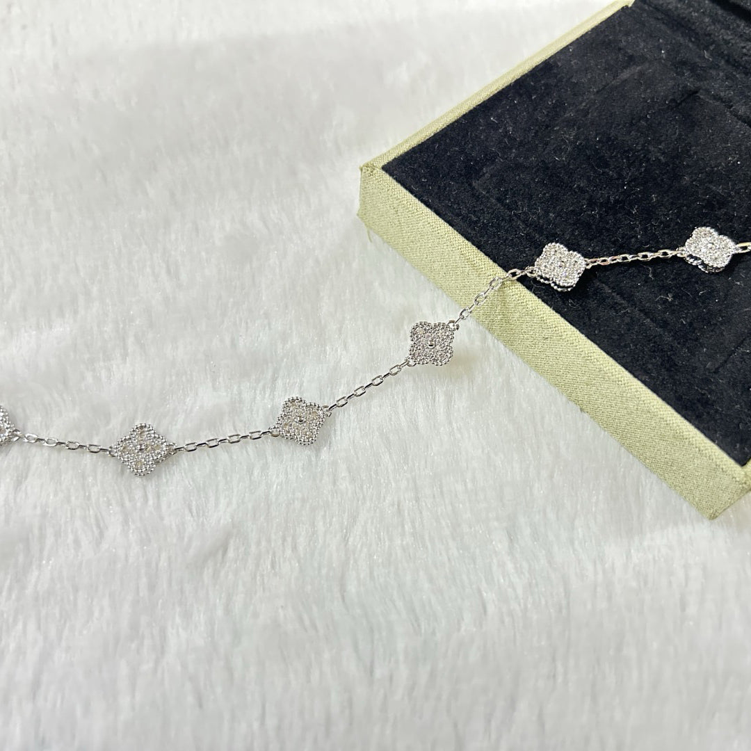 [Zalyn Jewelry ]CLOVER 6 MOTIF DIAMOND BRACELET