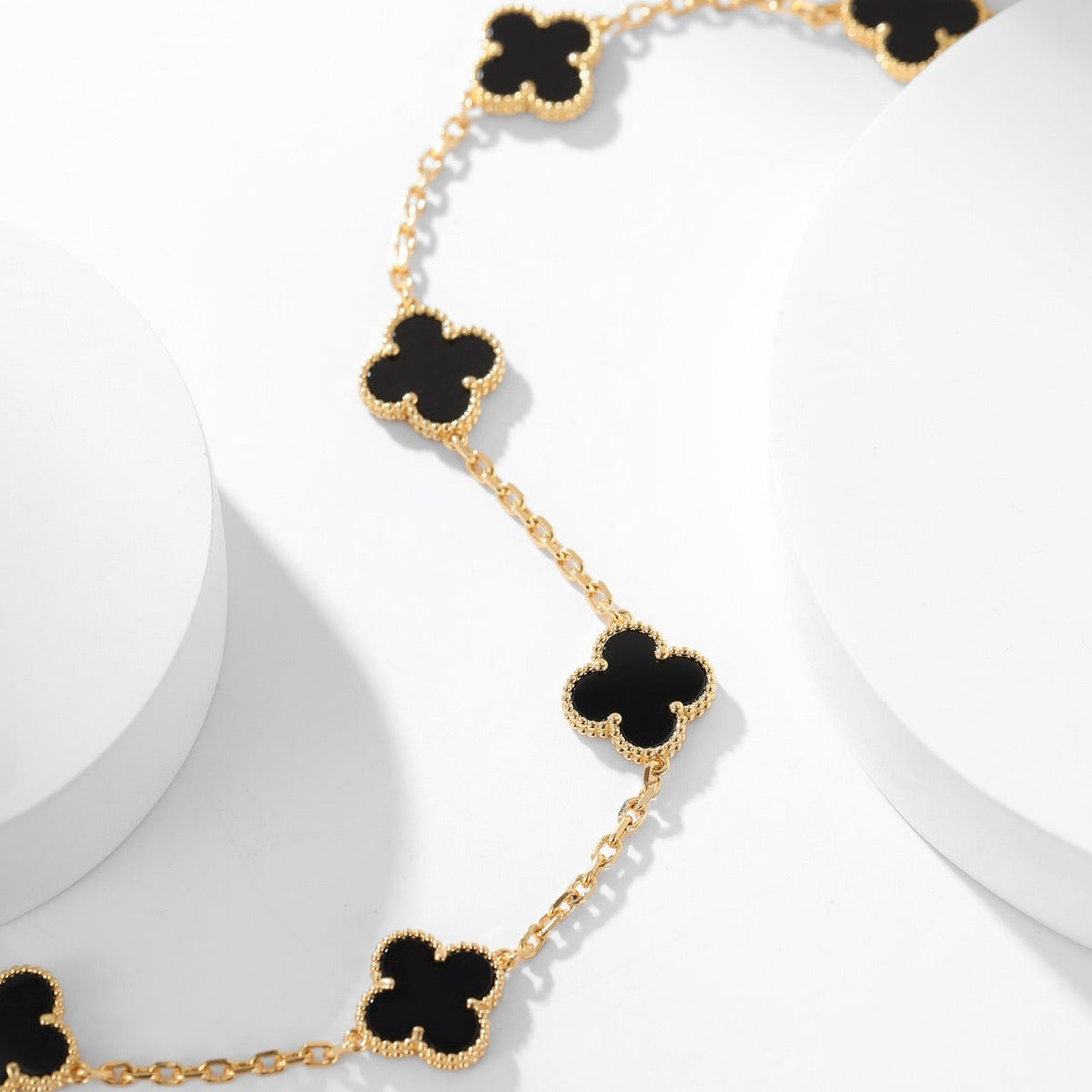 [Zalyn Jewelry ]CLOVER 10 MOTIFS ONYX NECKLACE