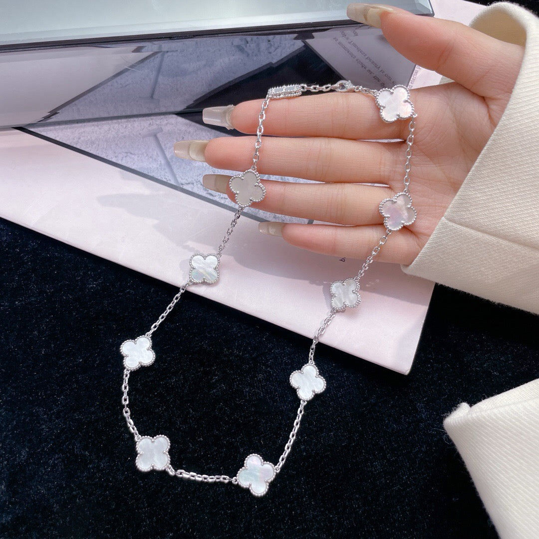 [Zalyn Jewelry ]CLOVER 10 MOTIFS WHITE MOTHER OF PEARL NECKLACE