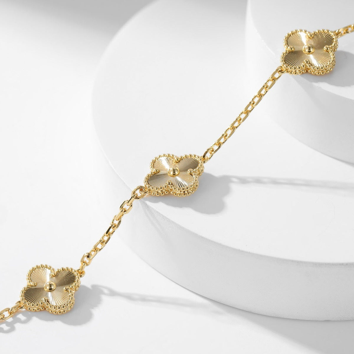 [Zalyn Jewelry ]CLOVER 10 MOTIFS LASER NECKLACE