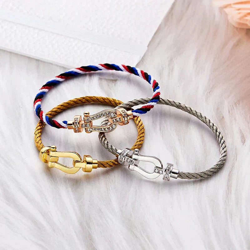 [Zalyn]FORCE LARGE HORSESHOE BRACELET - GOLD