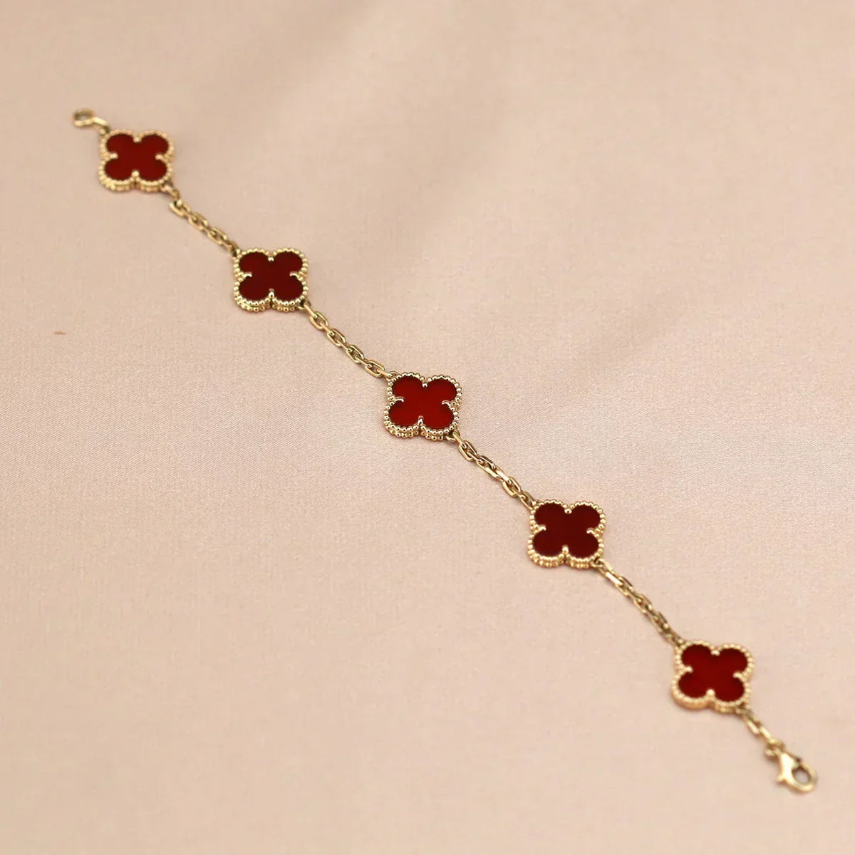 [Zalyn Jewelry ] CLOVER 5 MOTIF RED CORNELIAN BRACELET COLLECTION