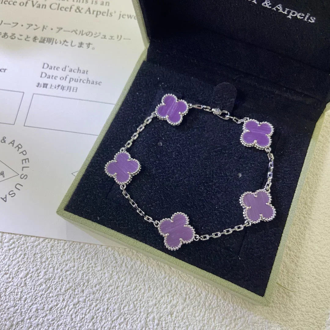 [Zalyn]LUCKY CLOVER 5-MOTIF BRACELET - VIOLET COLLECTION
