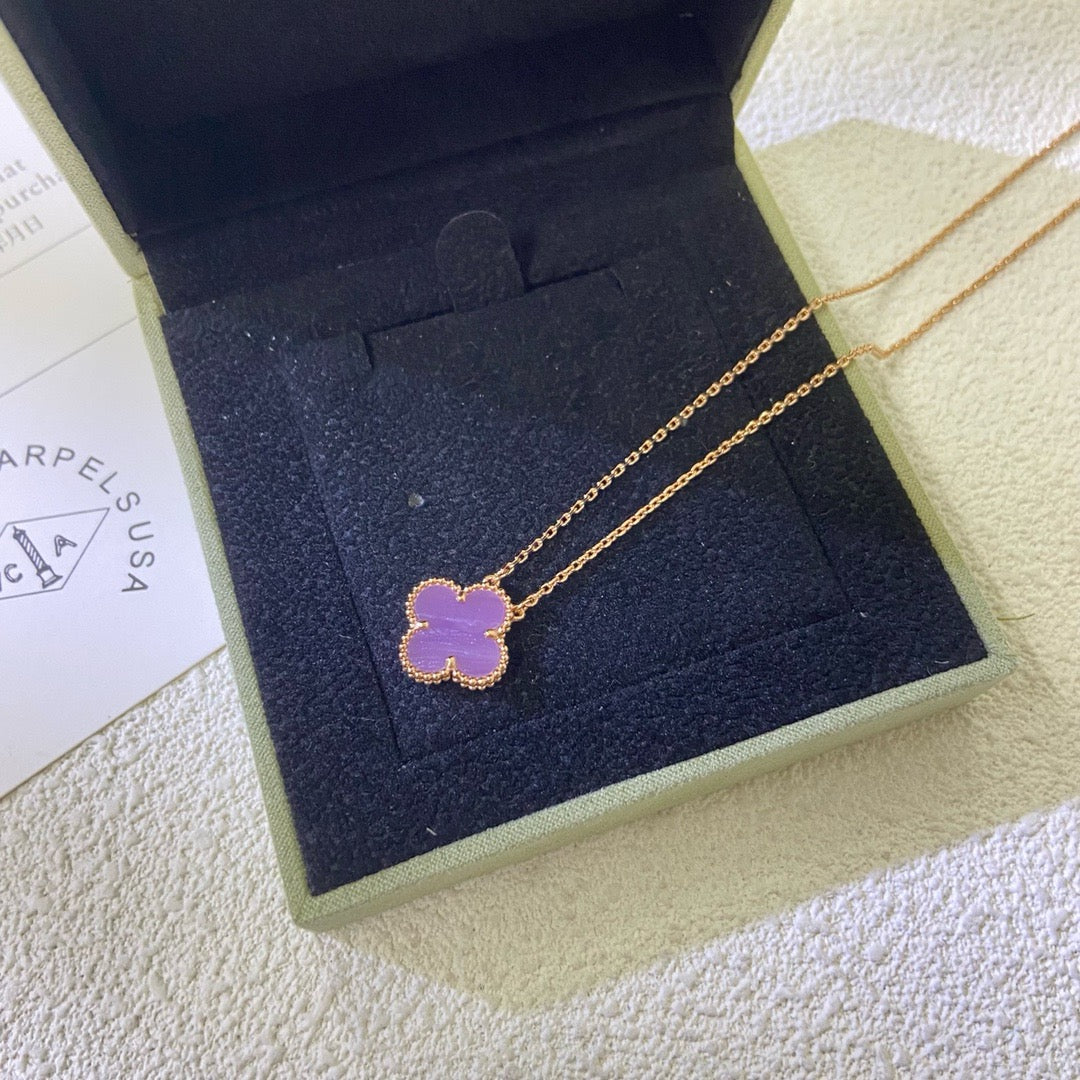 [Zalyn Jewelry ]CLOVER 15MM  PURPLE VIOLET NECKLACE